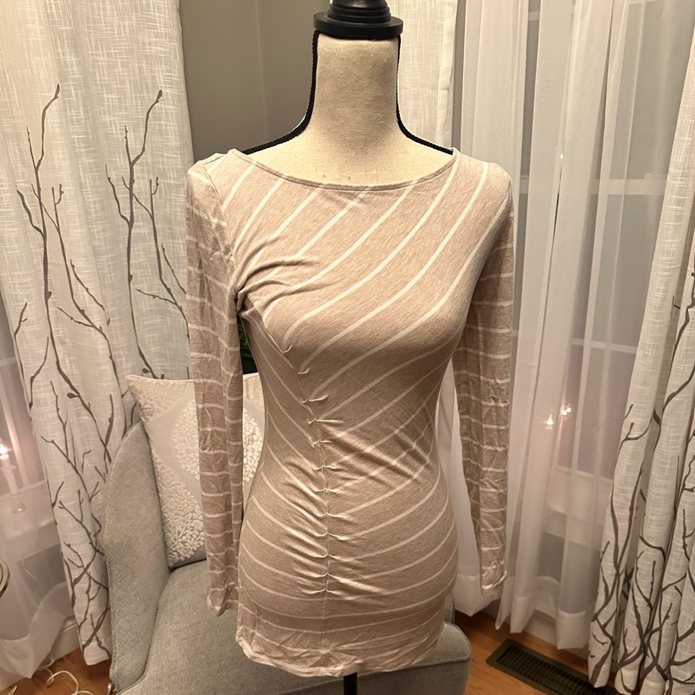 White House Black Market Tunic, Beige with White Strips, Size Small